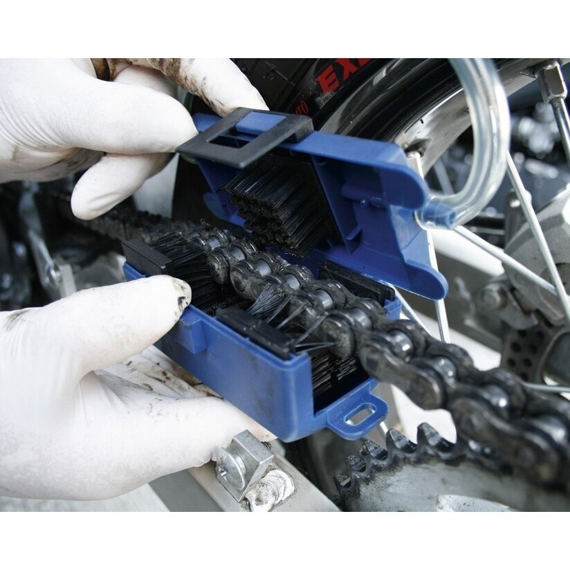 motorbike chain cleaning kit