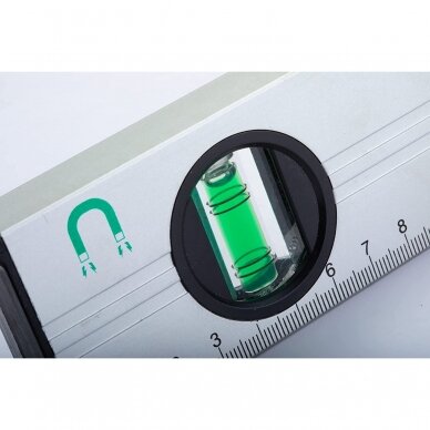 Aluminium magnetic level 4