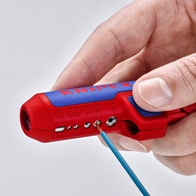 Laidų nuvalymo įrankis KNIPEX ErgoStrip 8