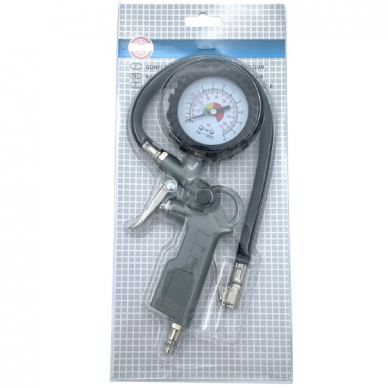 Tire inflating gun with manometer 3