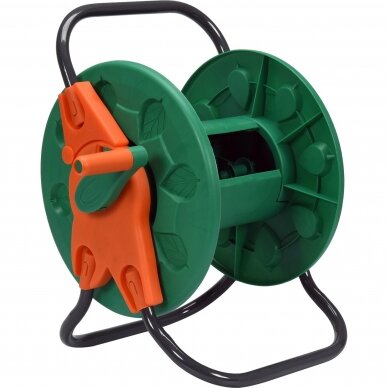 Garden hose holder