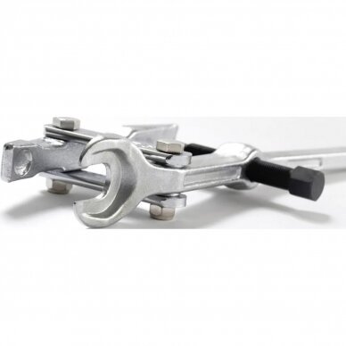 Universal ball joint puller 2