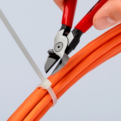 Diagonal cutting pliers for plastics 140mm KNIPEX 8